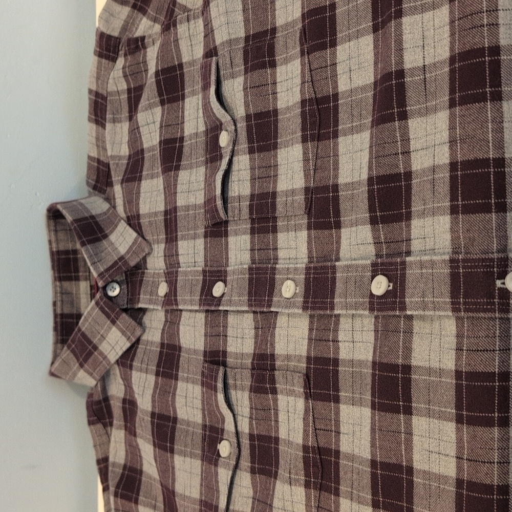 UNTUCKit Men's Medium Long Sleeve Button Down Hezog Flannel Style 40323